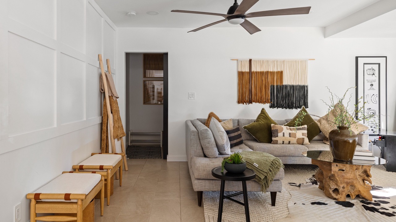 Photo of Livingroom in Trail West