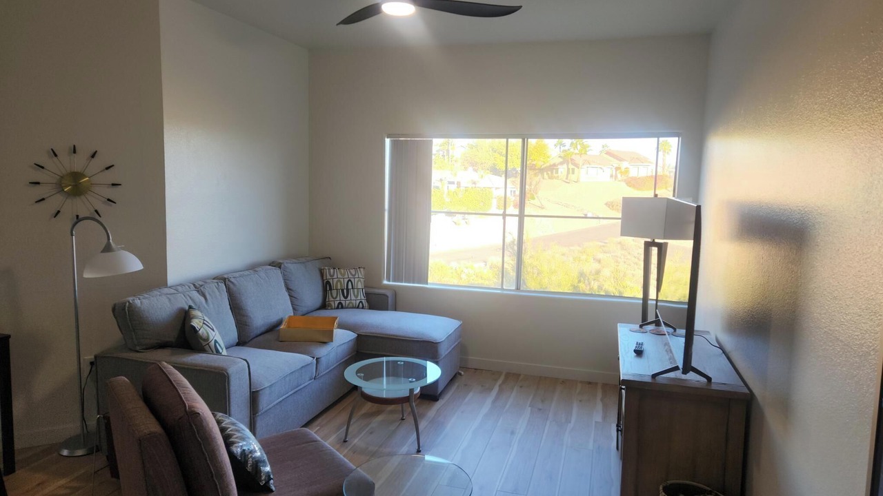 Photo of Livingroom in Fountain View