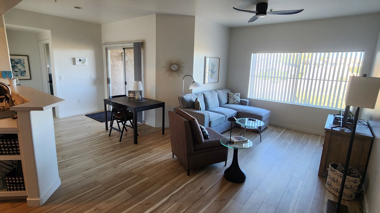 Photo of Livingroom in Fountain View