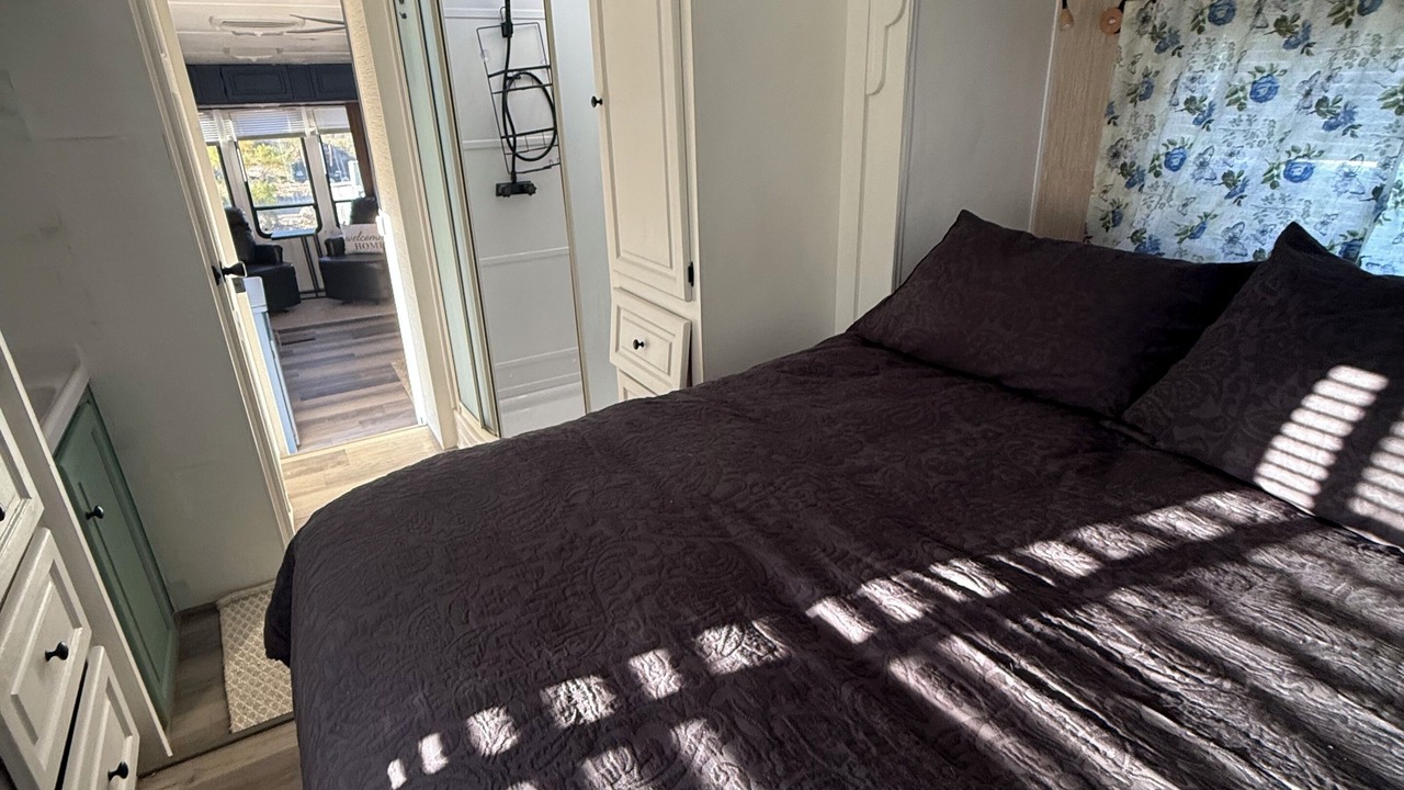 Photo of Bedroom in Kingman