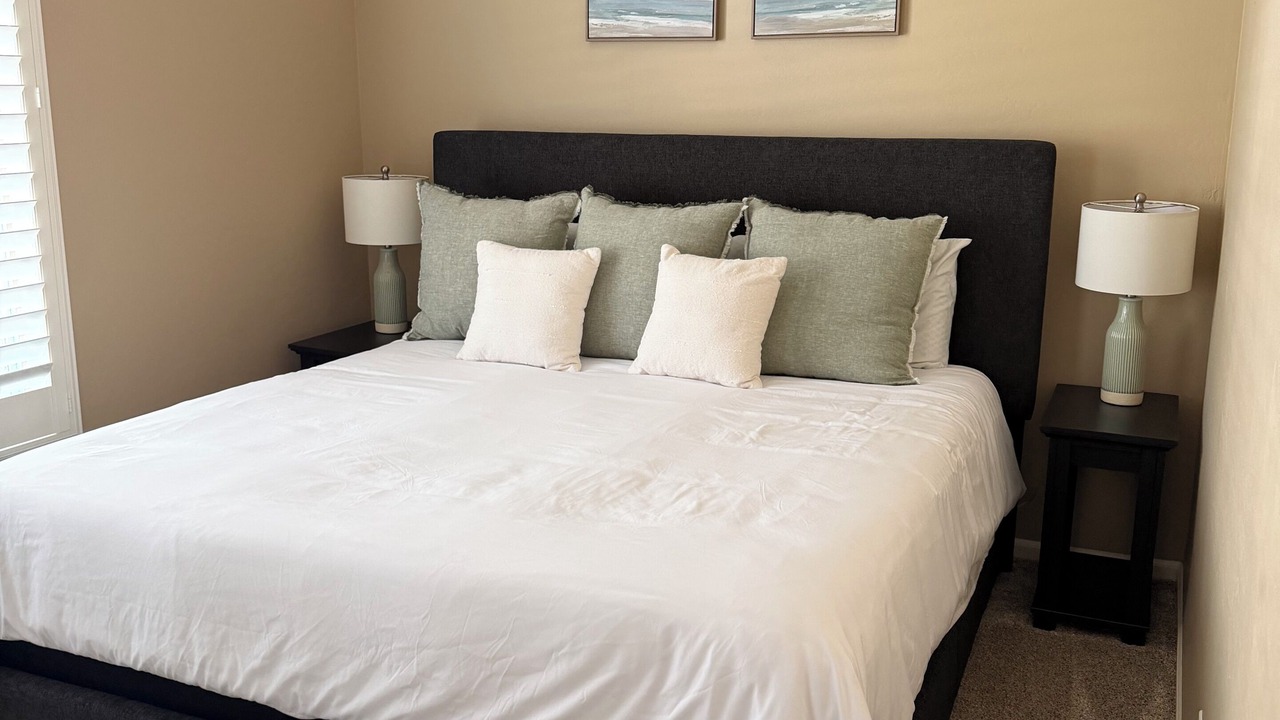 Photo of Bedroom in Island at Ocotillo