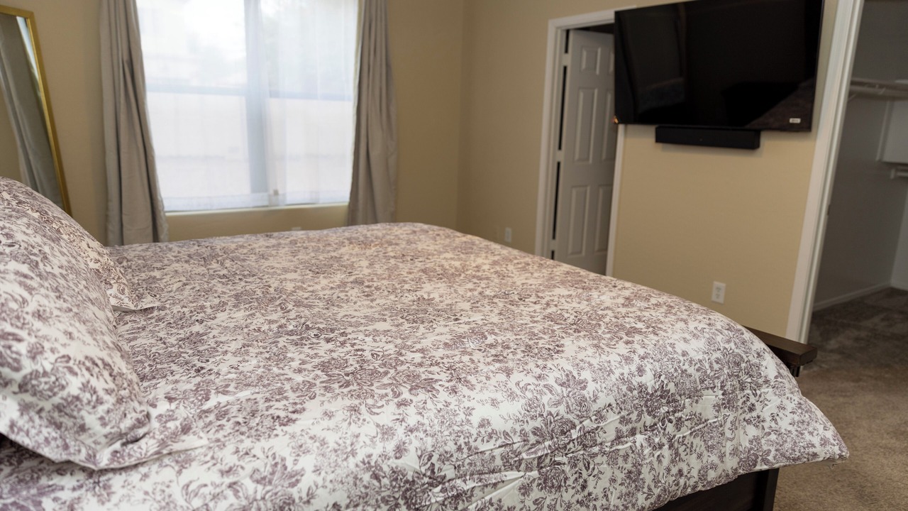 Photo of Bedroom in Rogers Ranch