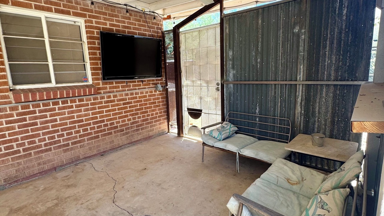 Photo of Patio Balcony in Campus Farm