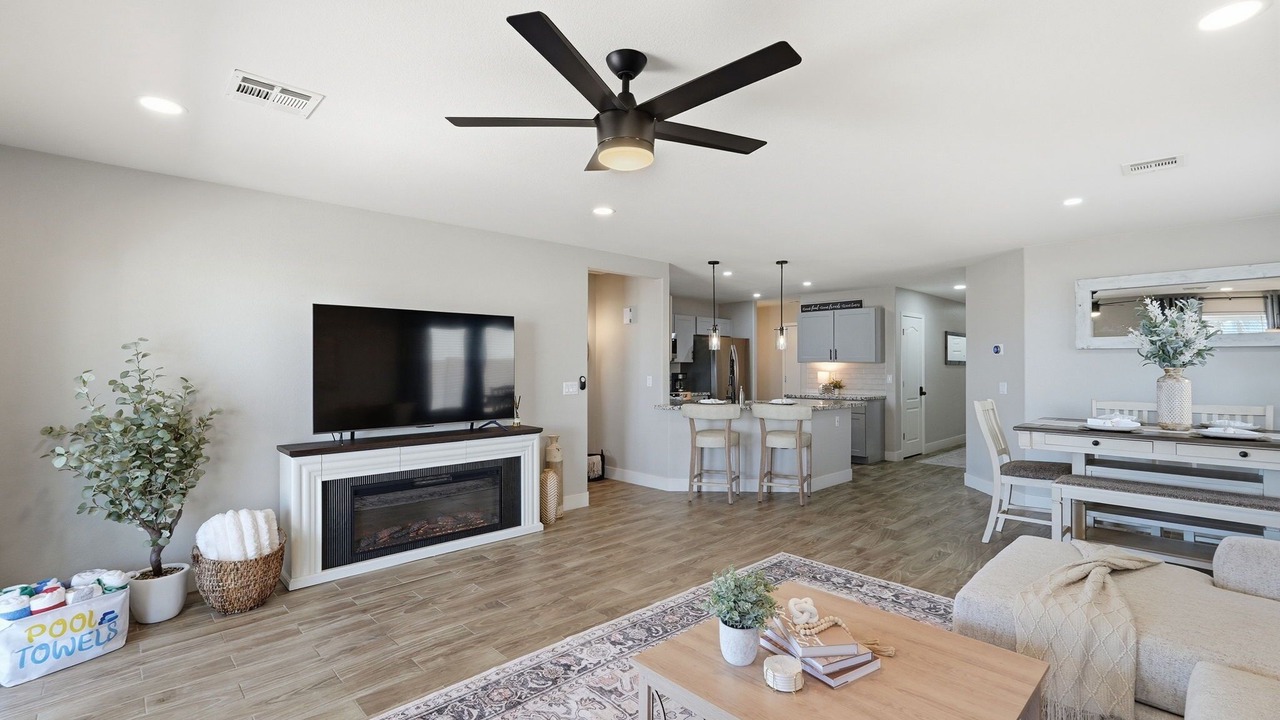 Photo of Livingroom in Laredo Ranch