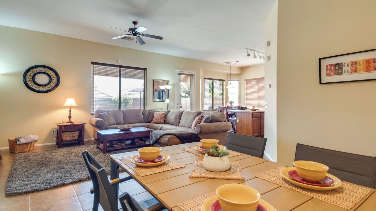 Photo of Livingroom in Maricopa