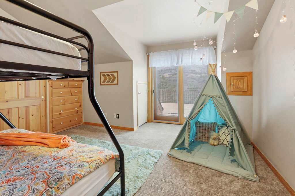 Photo of Bedroom in Williamson