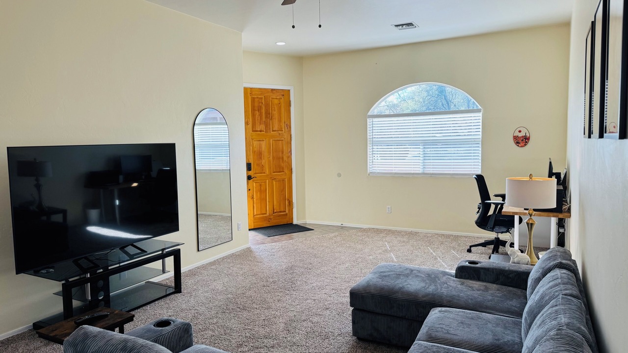 Photo of Livingroom in Starr Pass