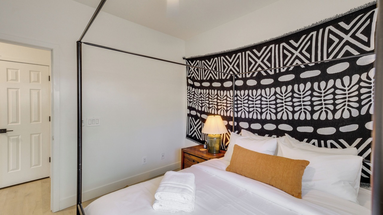 Photo of Bedroom in Cooper Commons