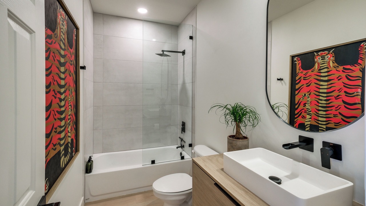 Photo of Bathroom in Cooper Commons