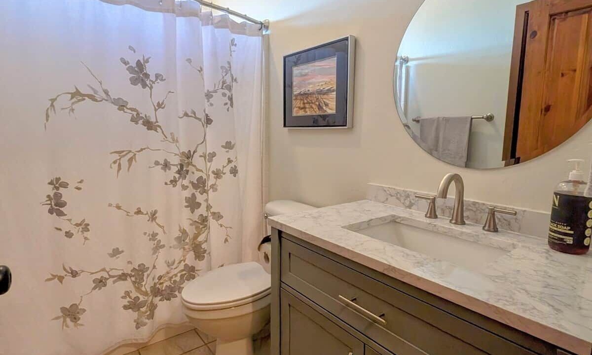 Photo of Bathroom in Cochise