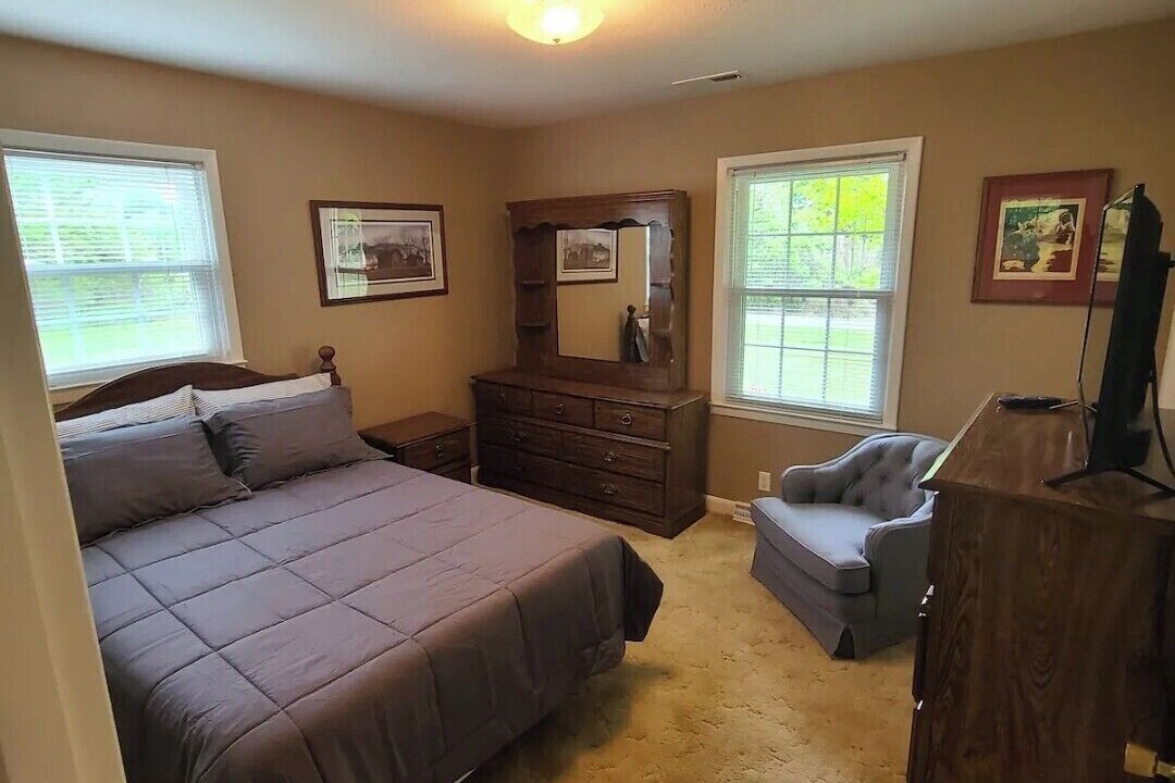 Photo of Bedroom in Pilot Mountain