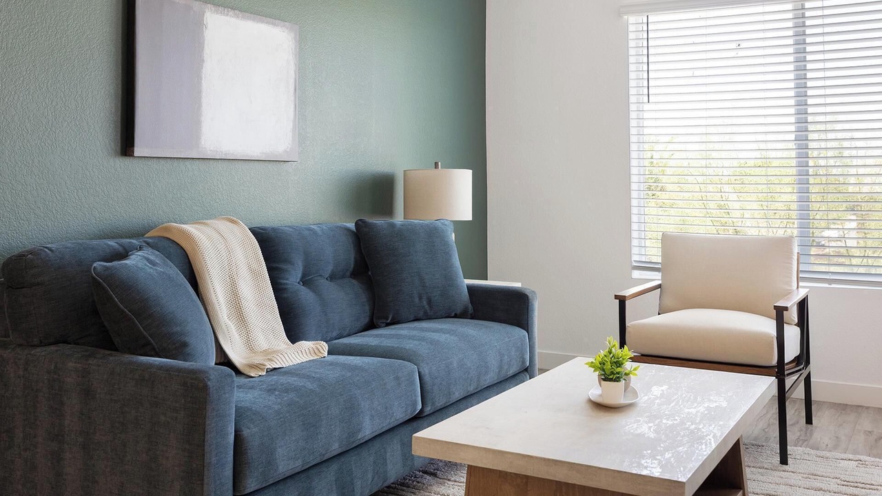 Photo of Livingroom in East Mesa