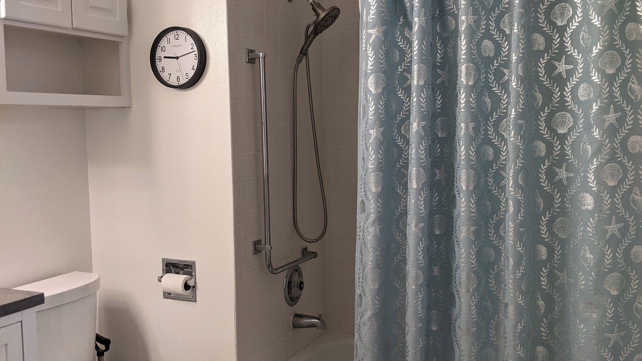 Photo of Bathroom in Green Valley