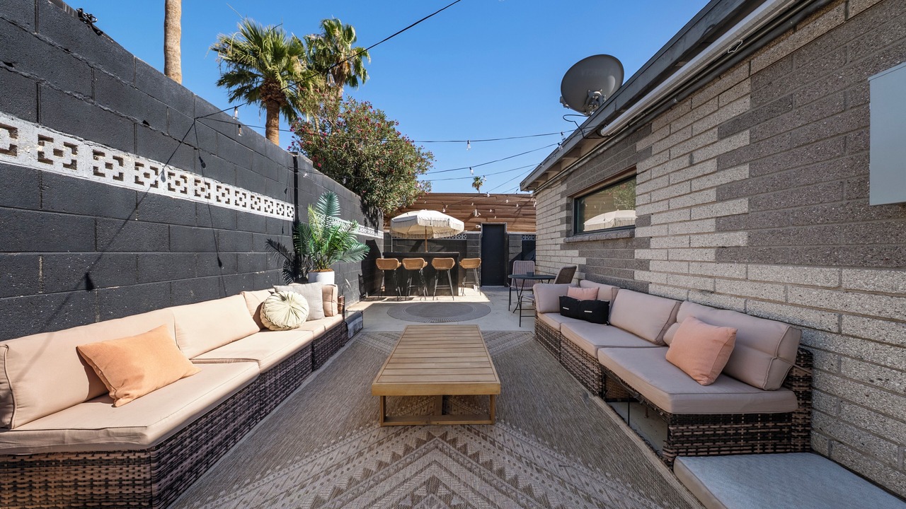 Photo of Patio Balcony in Encanto