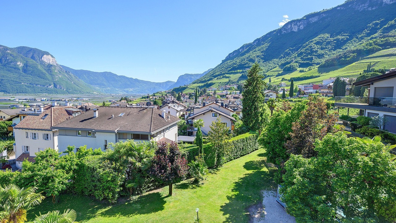 Photo of Others in Tramin