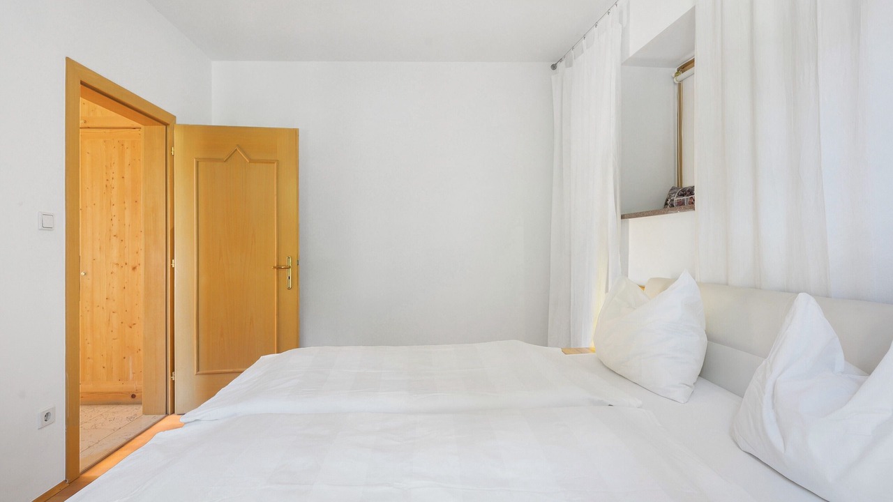 Photo of Bedroom in Tramin