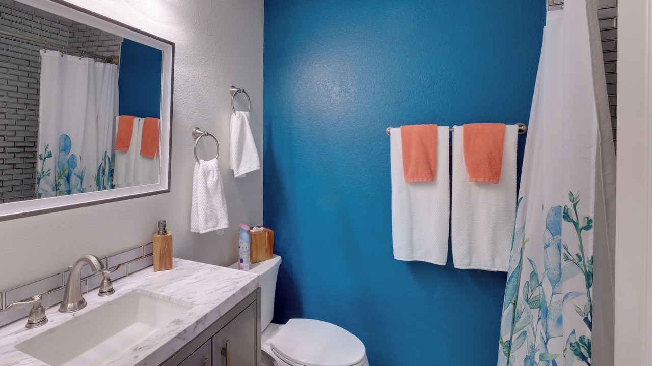 Photo of Bathroom in Oakwood