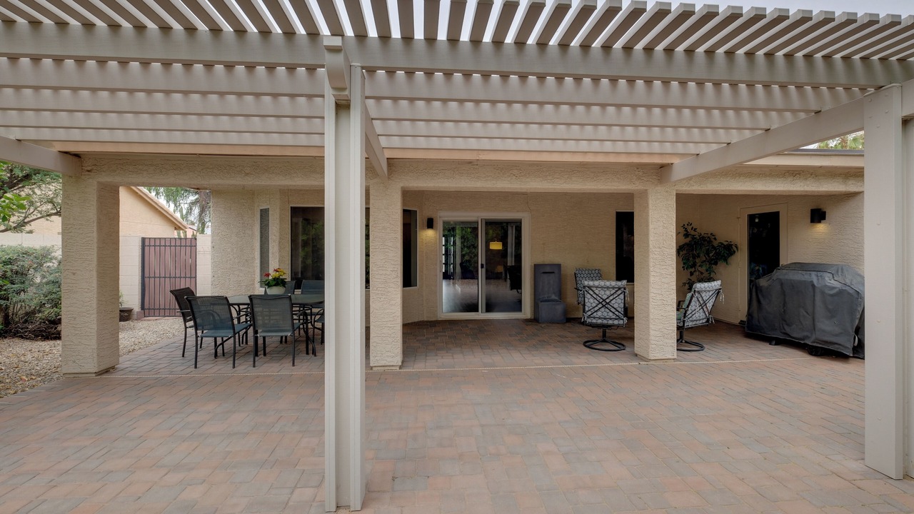 Photo of Outdoor in Oakwood