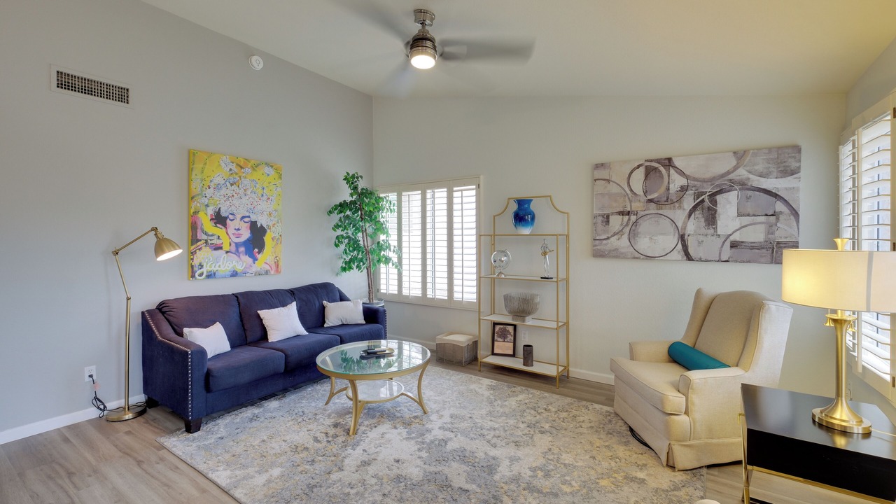 Photo of Livingroom in Oakwood