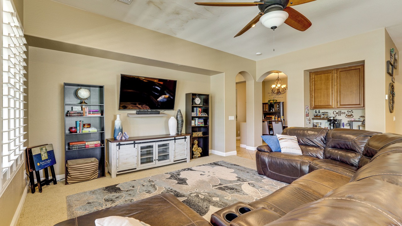 Photo of Livingroom in Litchfield Park