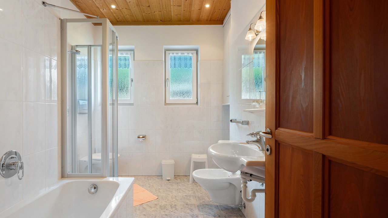 Photo of Bathroom in Santa Valburga