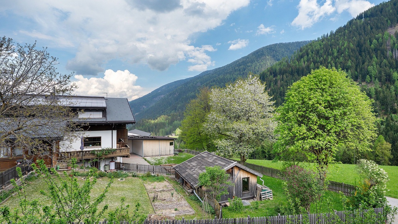 Photo of Outdoor in Santa Valburga