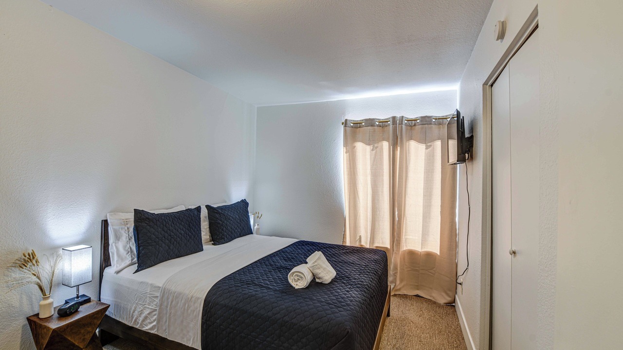 Photo of Bedroom in Mesa Grande