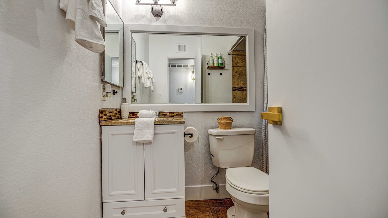 Photo of Bathroom in Mesa Grande