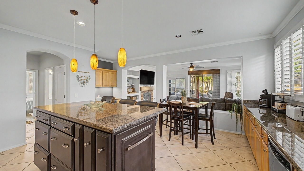 Photo of Kitchen in Foothills Club West