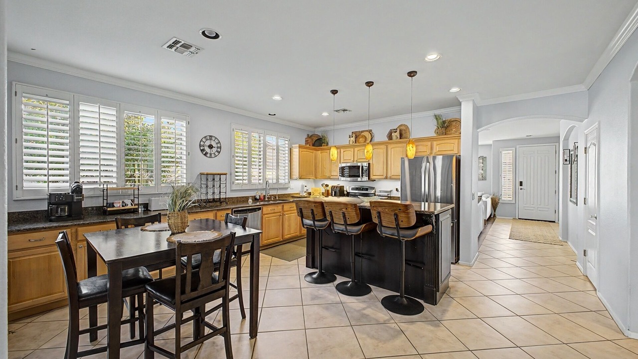 Photo of Kitchen in Foothills Club West