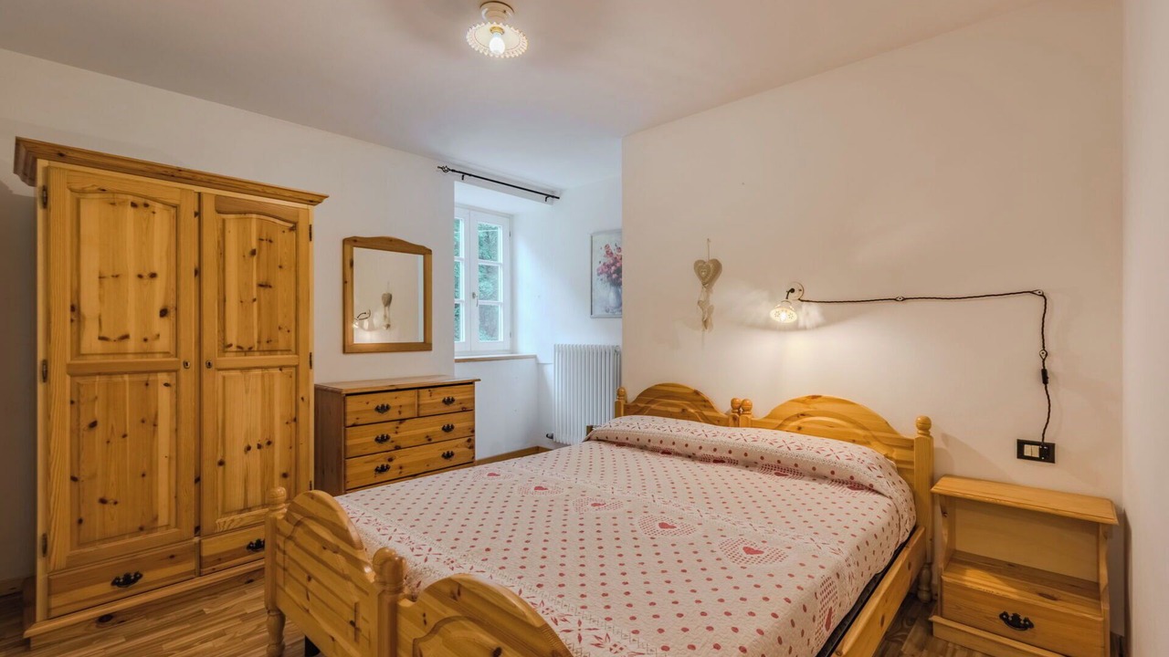Photo of Bedroom in Rabbi