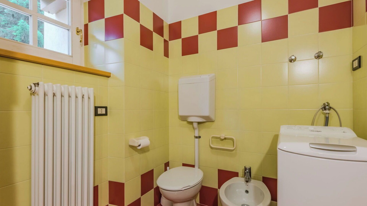 Photo of Bedroom in Rabbi