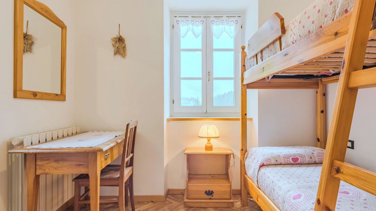 Photo of Bedroom in Rabbi