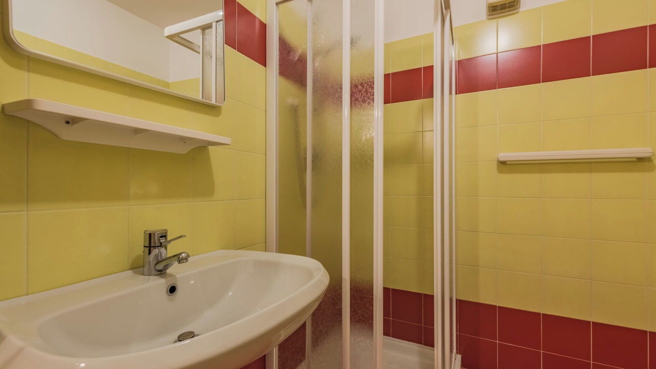 Photo of Bedroom in Rabbi