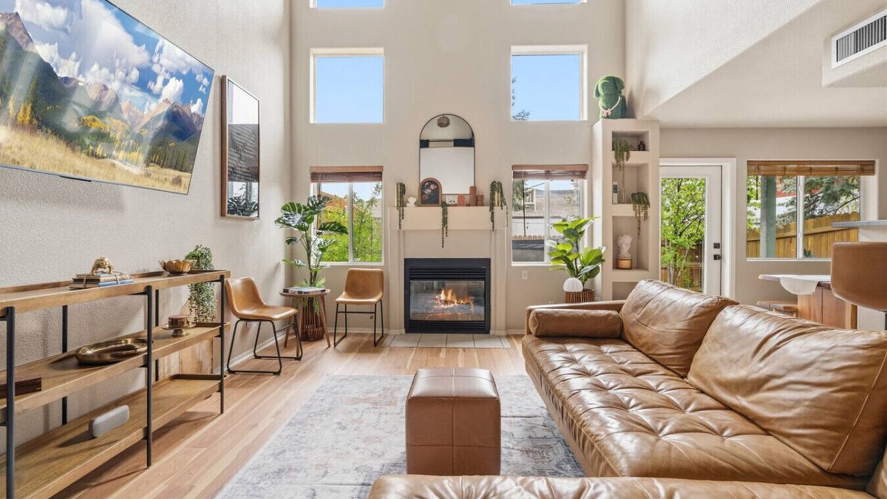Photo of Livingroom in Woodlands Village