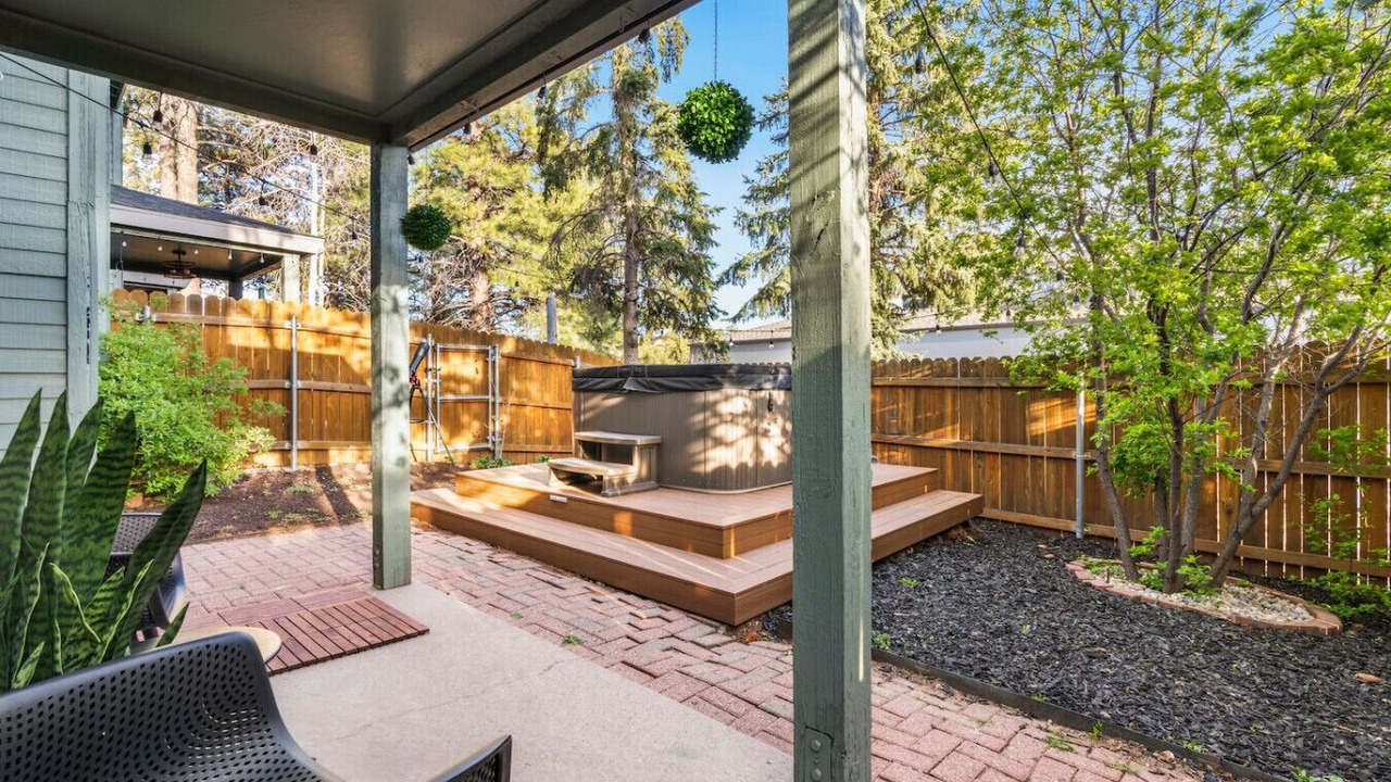 Photo of Patio Balcony in Woodlands Village