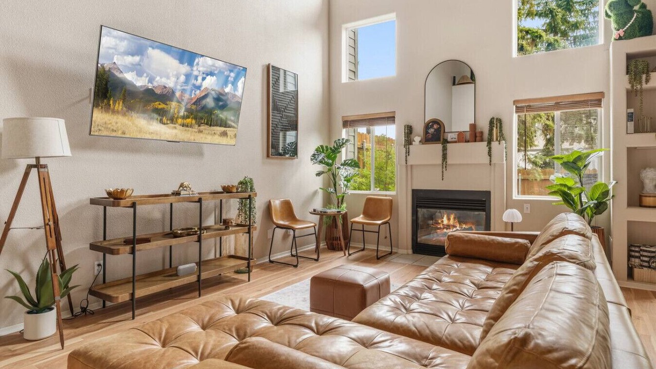 Photo of Livingroom in Woodlands Village