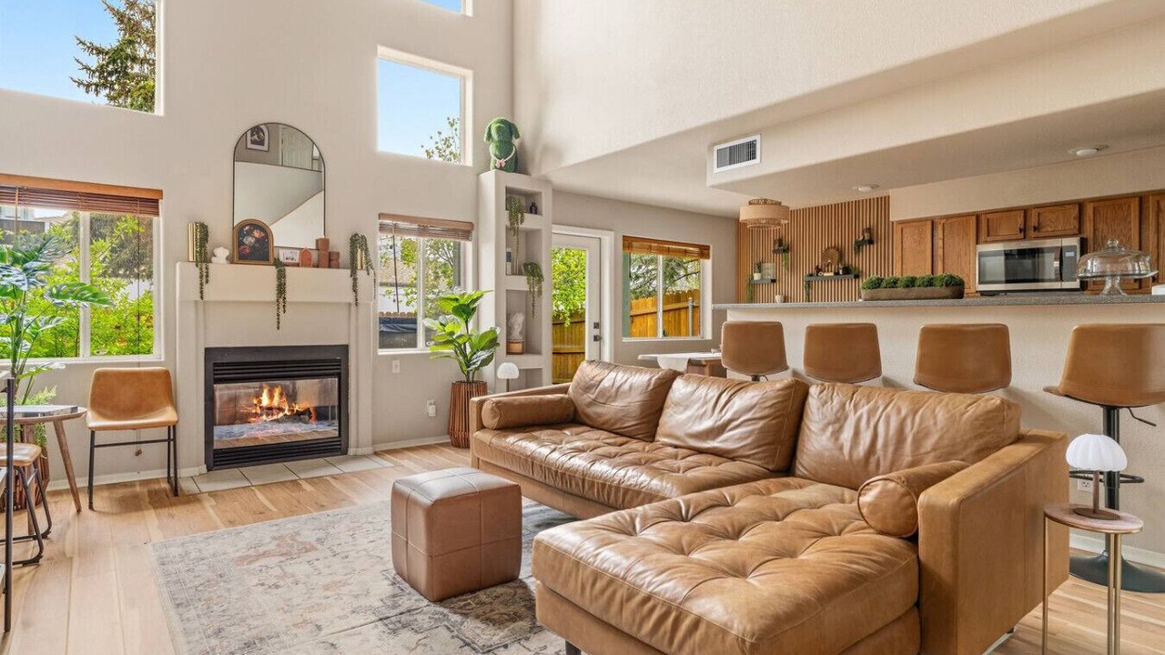 Photo of Livingroom in Woodlands Village
