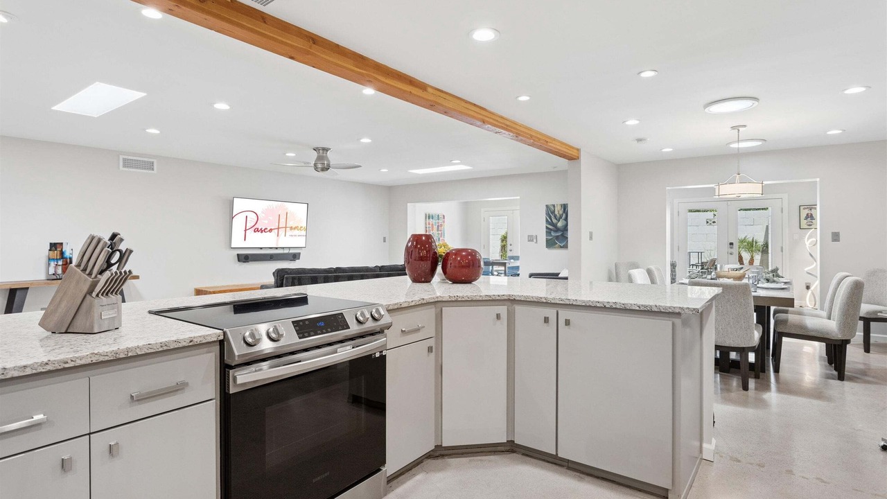 Photo of Kitchen in Brown and Stetson Business