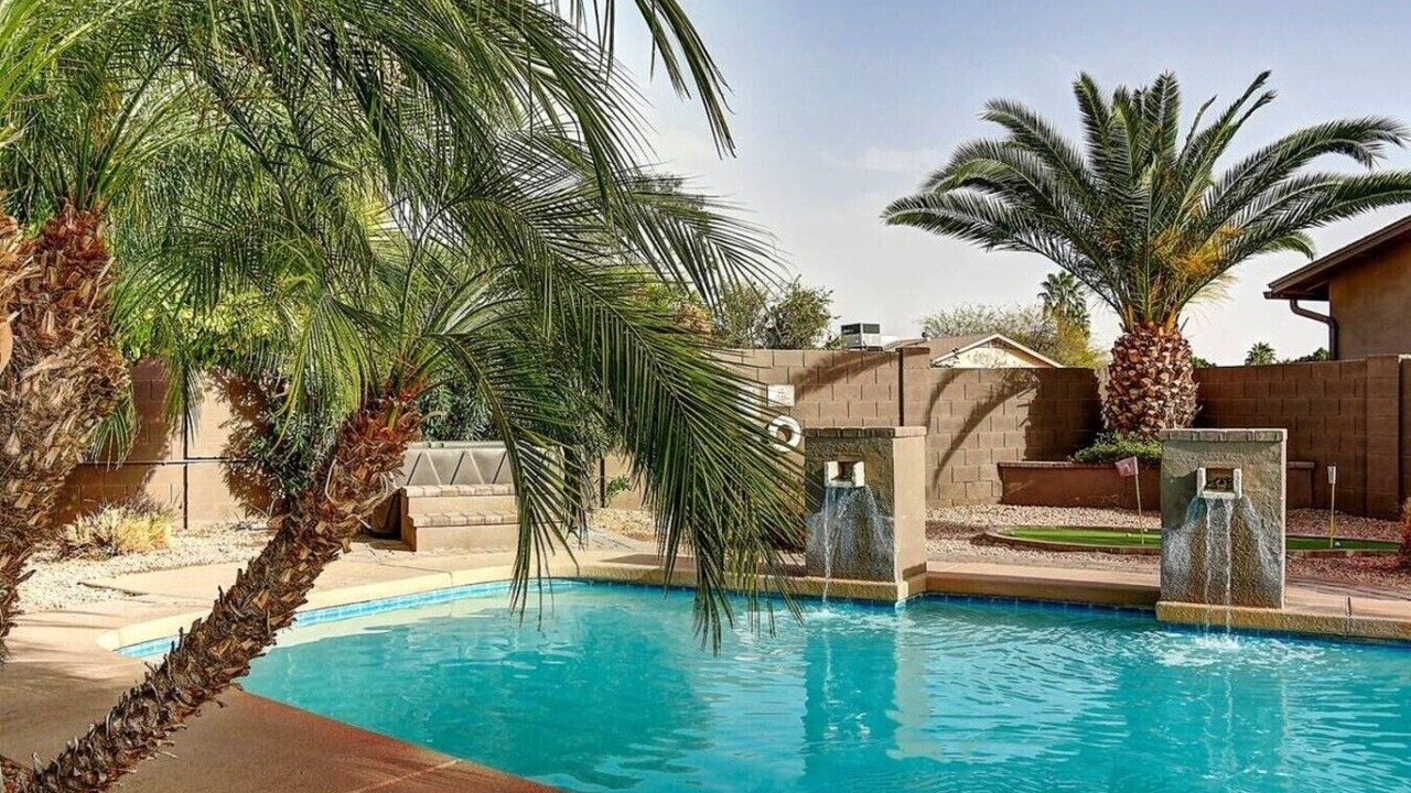 Photo of Outdoor in Paradise Valley Village