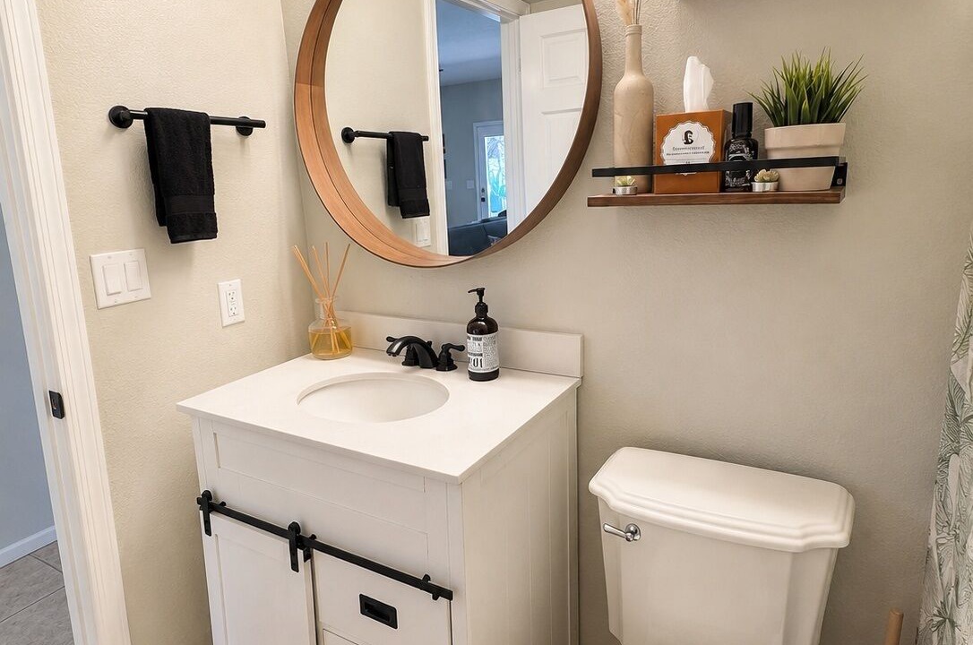 Photo of Bathroom in Val Vista Lakes