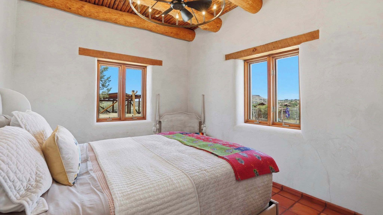 Photo of Bedroom in Williamson