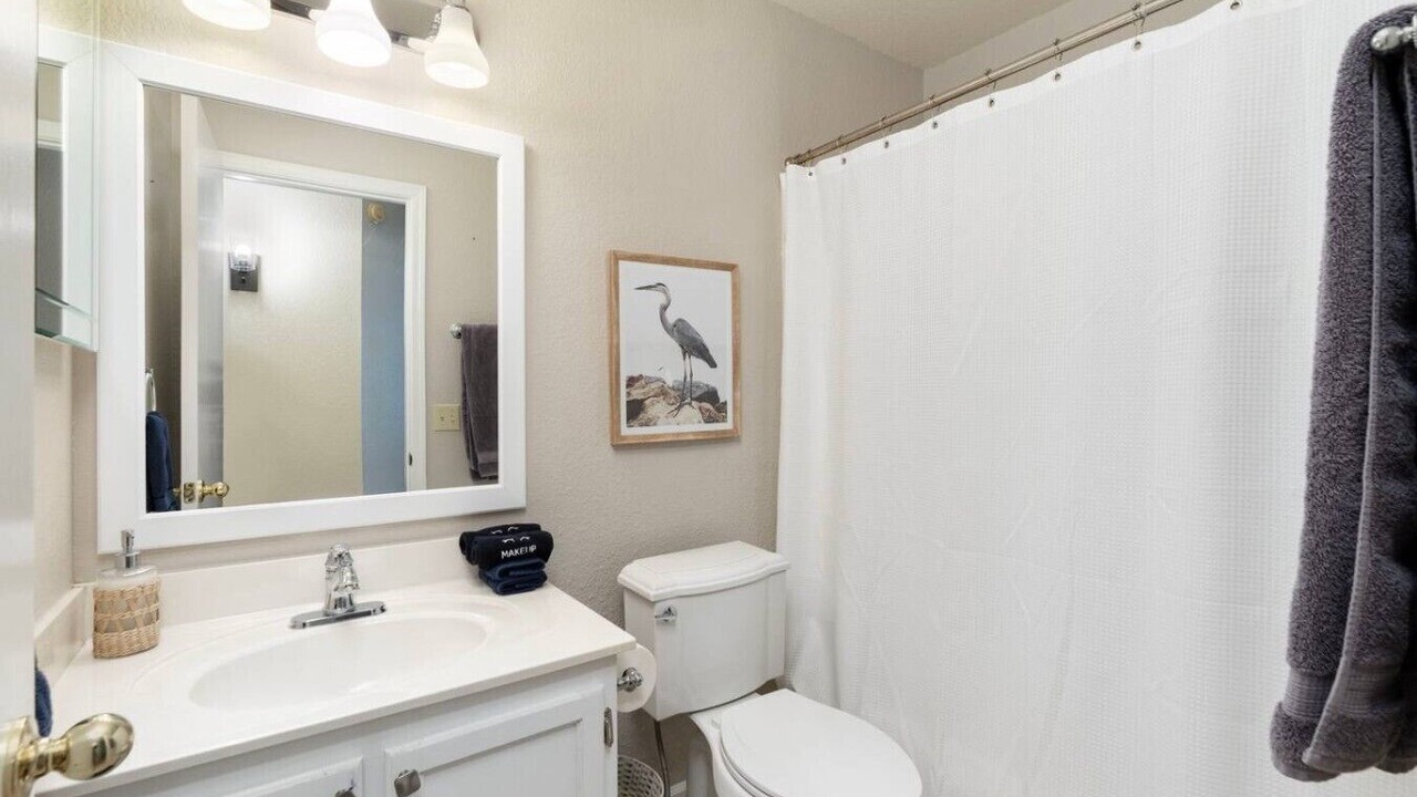 Photo of Bathroom in Garden Point