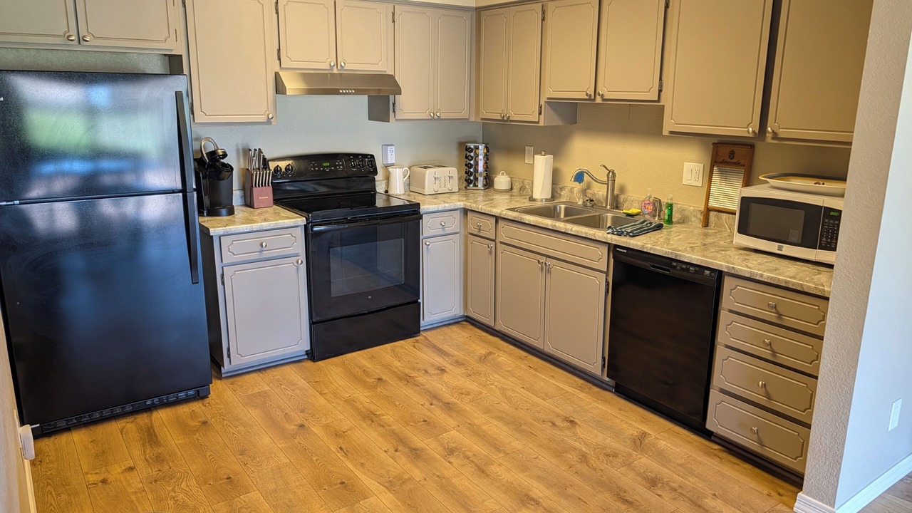 Photo of Kitchen in Apache Wells