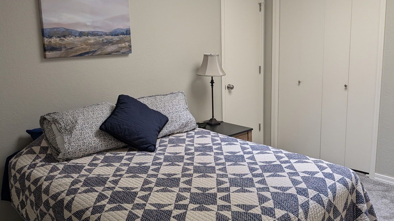 Photo of Bedroom in Apache Wells