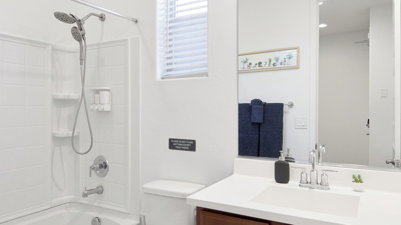 Photo of Bathroom in South Mountain