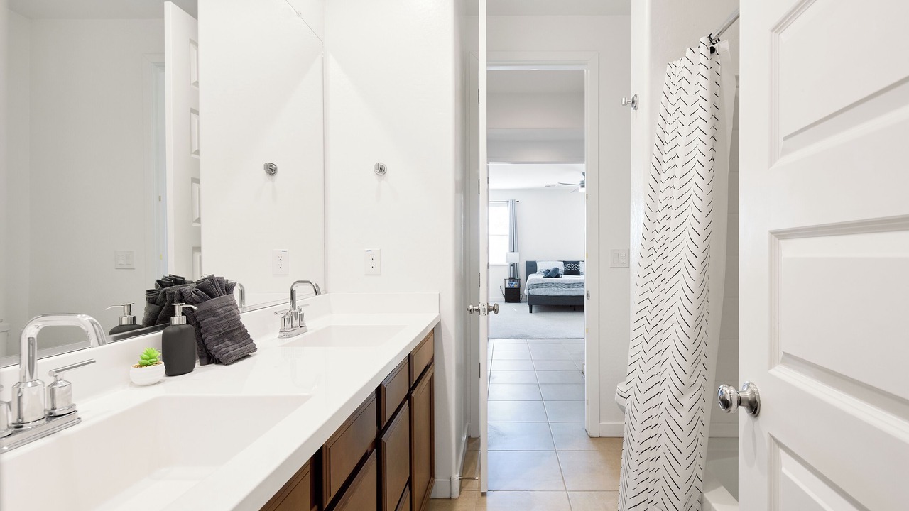 Photo of Bathroom in South Mountain