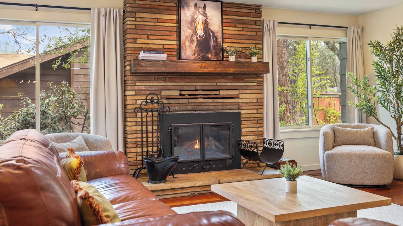 Photo of Livingroom in Mountain Club