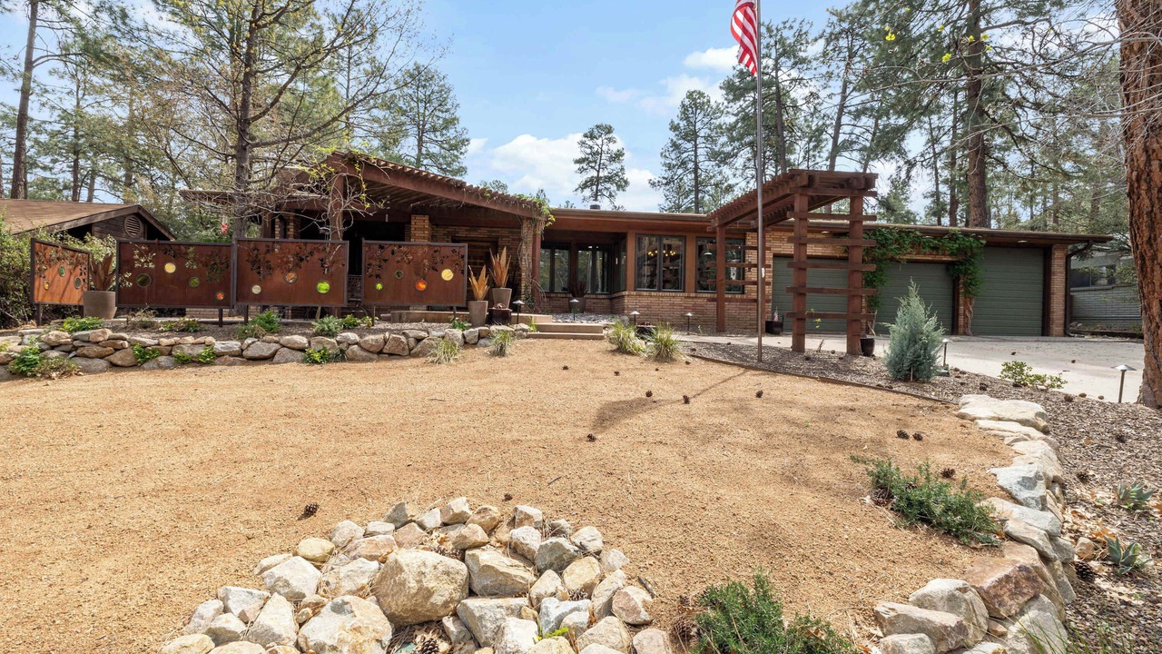 Photo of Outdoor in Mountain Club