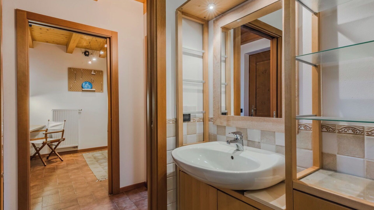 Photo of Bathroom in Carisolo